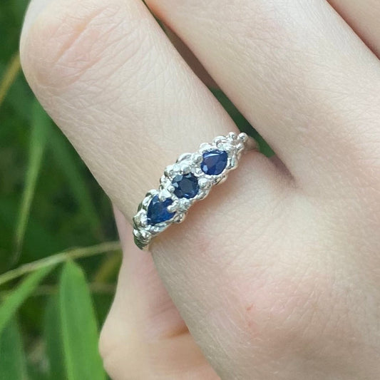 Three stone blue sapphire bubble ring