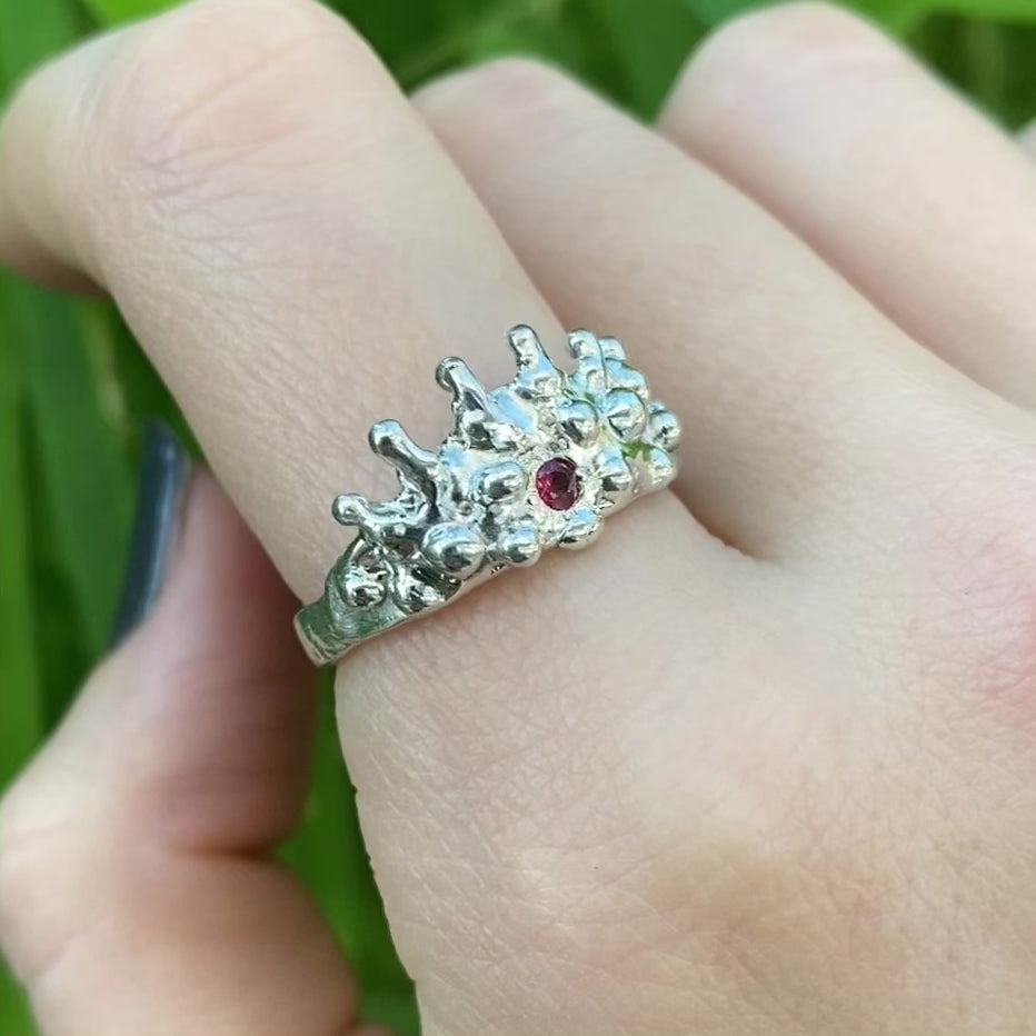 Pink sapphire crown ring in silver