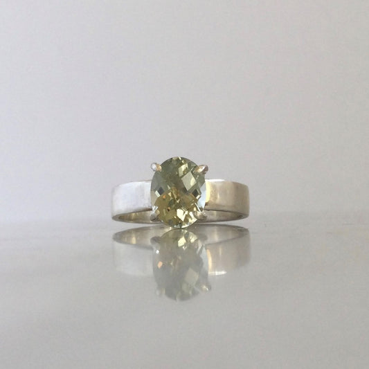 Green amethyst ring